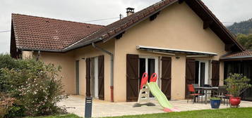 Villa 5 pièces 100 m²