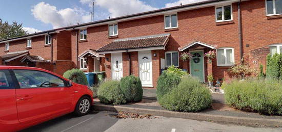 Flat to rent in Sandon Mews, Stafford, Staffordshire ST16