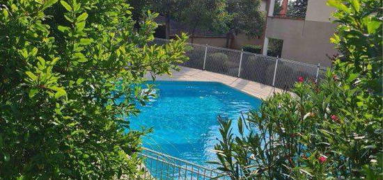 Loué appartement meublé dans résidence avec piscine