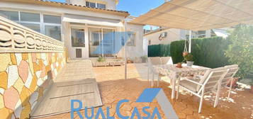 Casa adosada en venta en Castalla