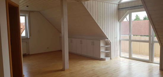 Schöne, geräumige zwei Zimmer Wohnung in Ingolstadt, Süd