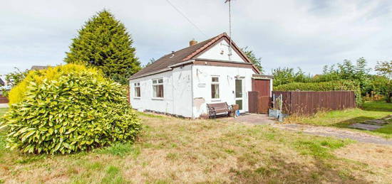 2 bedroom detached bungalow for sale