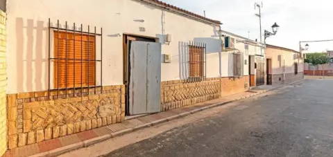 Casa en calle de la Virgen de F&#xE1;tima, 6