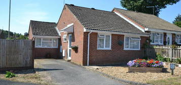 2 bedroom semi-detached bungalow for sale