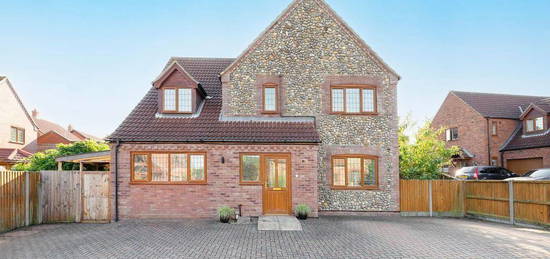 5 bedroom detached house for sale