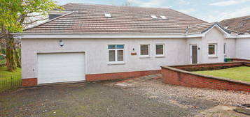 5 bedroom link detached house for sale