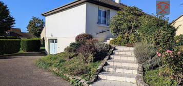 Maison  à vendre, 4 pièces, 3 chambres, – m²