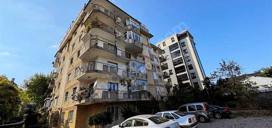 ESENTEPE MAH. SİTE İÇİ 3+1 120 m2 KİRALIK DAİRE