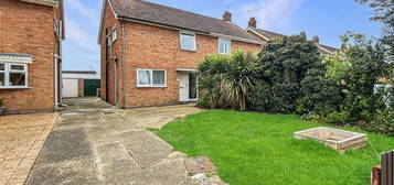 3 bedroom semi-detached house