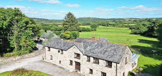 5 bed barn conversion for sale