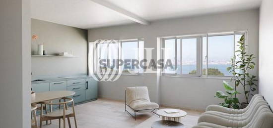 Apartamento T3 com varanda, no ARBA, no Barreiro