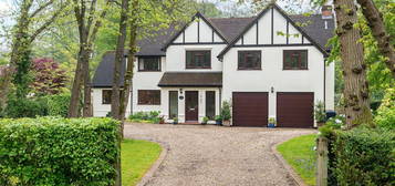 5 bed detached house for sale