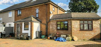 3 bed semi-detached house for sale