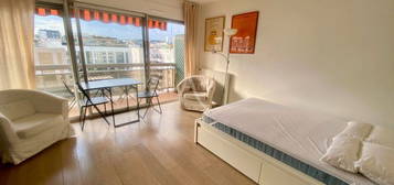 Studio 1 pièce 27 m²