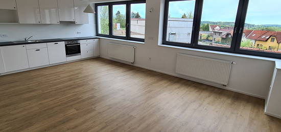 Pronájem bytu 2+kk 60 m² (Jednopodlažní)