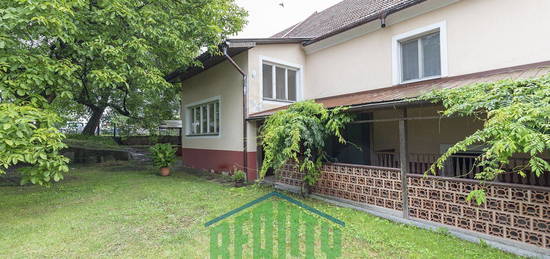 Prodej  rodinného domu 850 m², pozemek 1 167 m²