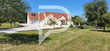 Vente maison 7 pièces 210 m²