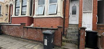 Terraced house to rent in Beaumont Road, Leicester LE5