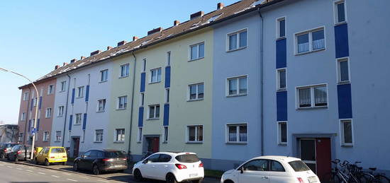 Frisch sanierte 2 Zimmer Wohnung in Köln-Braunsfeld