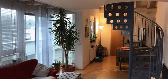 Schicke 2,5-Zimmer-Maisonette-Wohnung mit großer Dachterrasse, EBK in Bühl