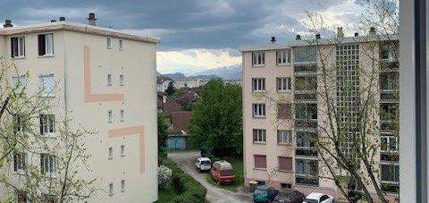 T2 Magnifique emplacement à Ambilly, à 15 minutes de la gare CEVA d'Annemasse avec une place de parc comprise