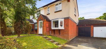 3 bed semi-detached house for sale