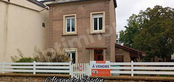 Maison  à vendre, 5 pièces, 4 chambres, 90 m²