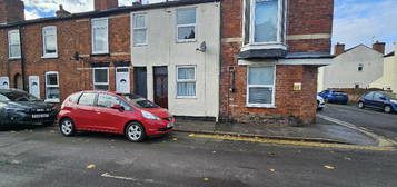 2 bedroom terraced house