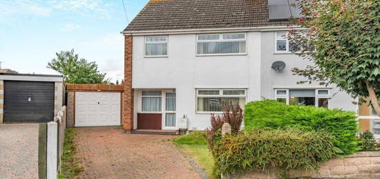 3 bedroom semi-detached house for sale