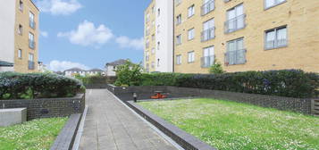 Flat to rent in Caldon House, Waxlow Way, Northolt UB5