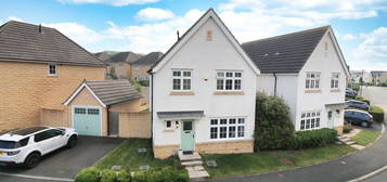 3 bed detached house for sale