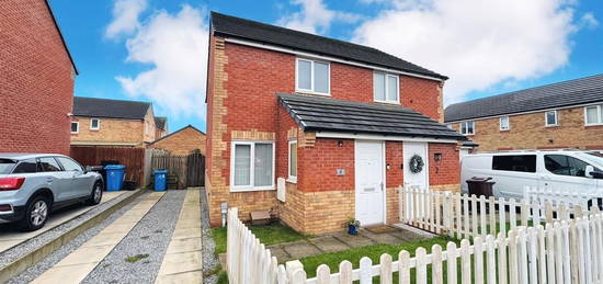 2 bed semi-detached house for sale