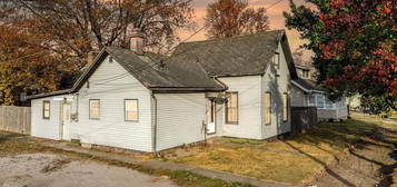 401 E Sycamore St, Silver Lake, IN 46982