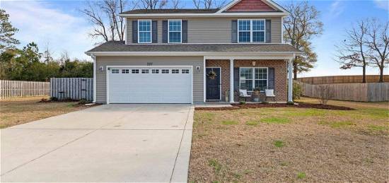 237 Maidstone Dr, Richlands, NC 28574