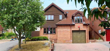 Detached house to rent in Fraser Close, Weston-Super-Mare, North Somerset BS22