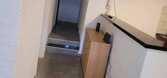 Zimmer montuerzimmer zu vermieten