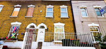 3 bed terraced house to rent