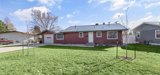 709 49th St S, Great Falls, MT 59405