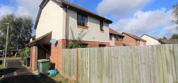 Semi-detached house to rent in Belvedere Place, Petersfield, Hampshire GU32