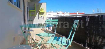 Apartamento T1+2, c/ Piscina & Garagem, Albufeira