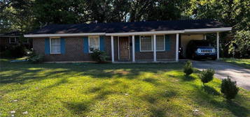 3802 Marquette Dr, Montgomery, AL 36109