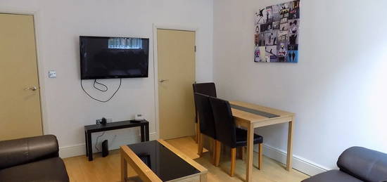 Room to rent in Vincent Road, Sheffield S7