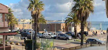 T2 avec terrasse vue mer Fréjus plage