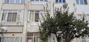 ÇANAKKALE CEVATPAŞADA KİRALIK 3+1 KOMBİLİ DAİRE