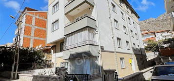 EREN EMLAK'TAN SSK HASTANESİ ALTINDA 2+1 SATILIK DAİRE