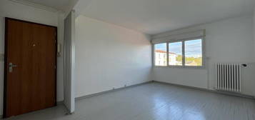 Appartement  à vendre, 3 pièces, 2 chambres, 56 m²