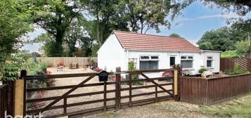 2 bedroom detached bungalow for sale