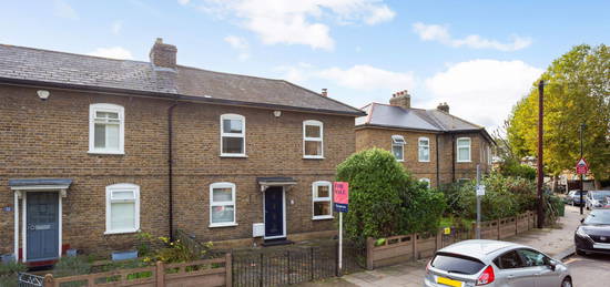 3 bed end terrace house for sale