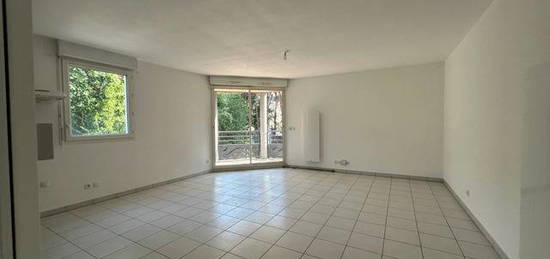 Location appartement 3 pièces 69 m²