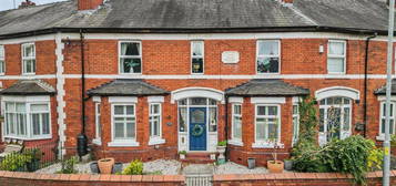 4 bedroom terraced house for sale